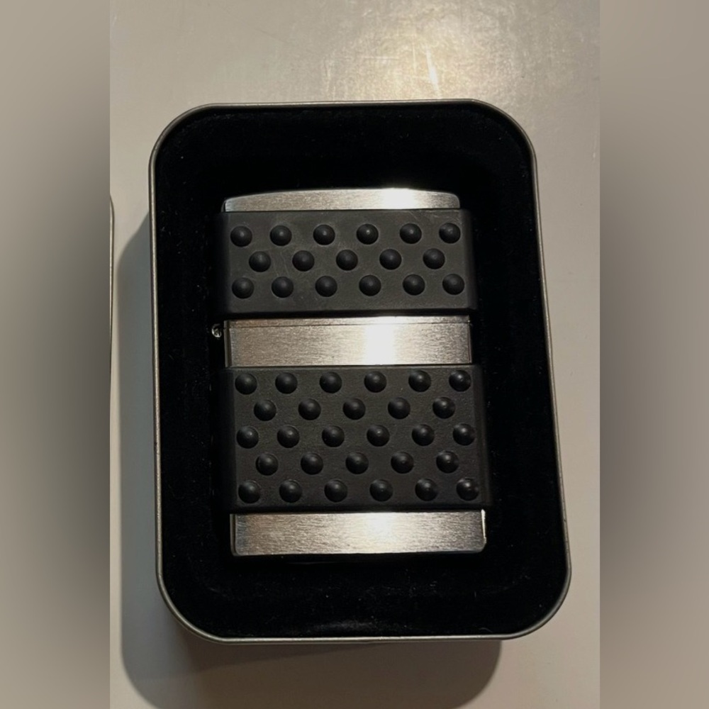 Zippo 200 Zip Guard Lighter